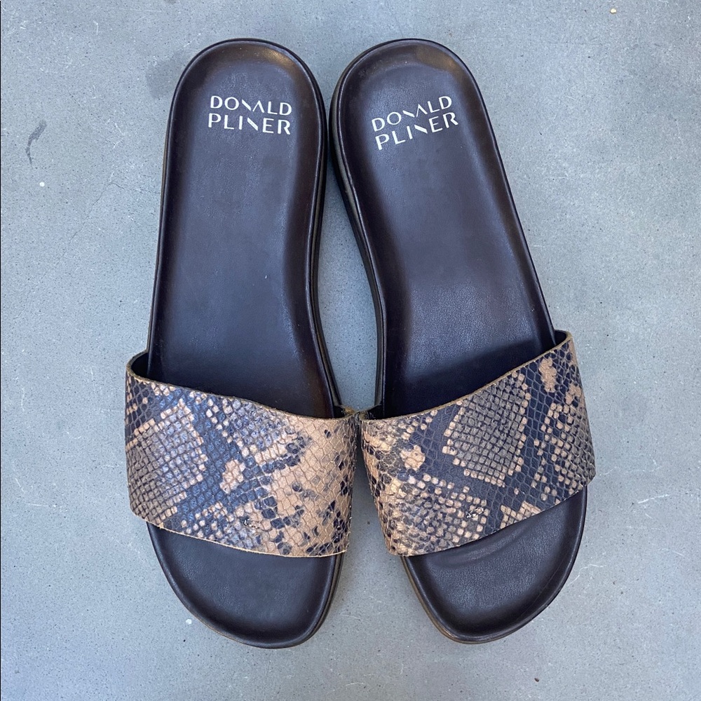 Donald J Pliner Brown Wedge Platform Fiji Sandals Size 9.5